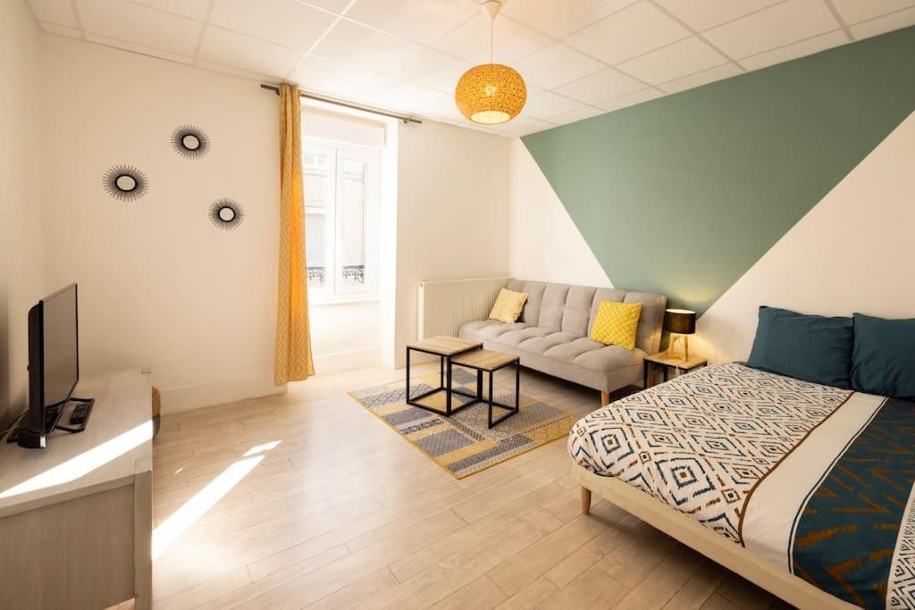 Le Central A - Tout Equipe - Centre-Ville Gare Montluçon Exteriör bild